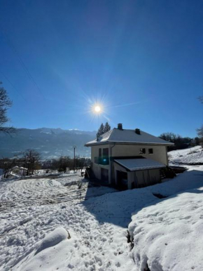 Petit logement cosy dans maison au calme